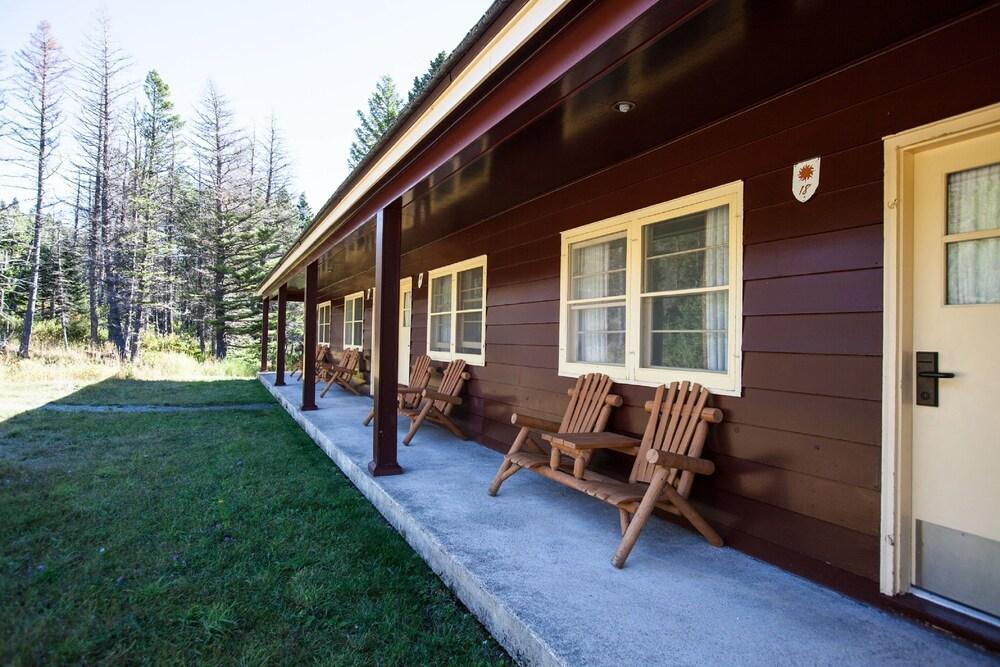 East Glacier Park Village Rising Sun Motor Inn מראה חיצוני תמונה